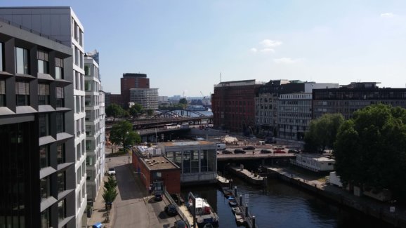 UX HUB Hamburg Ausblick Balkon mediadeck